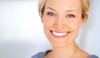 Капсула времени: здоровые зубы сохраняют вашу молодость и красоту