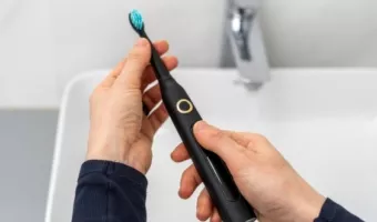 Все об электрических зубных щетках: мифы, реальность, выбор